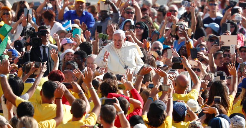 Lavoro, denaro, Europa, migranti: intervista a Papa Francesco del Sole 24 Ore